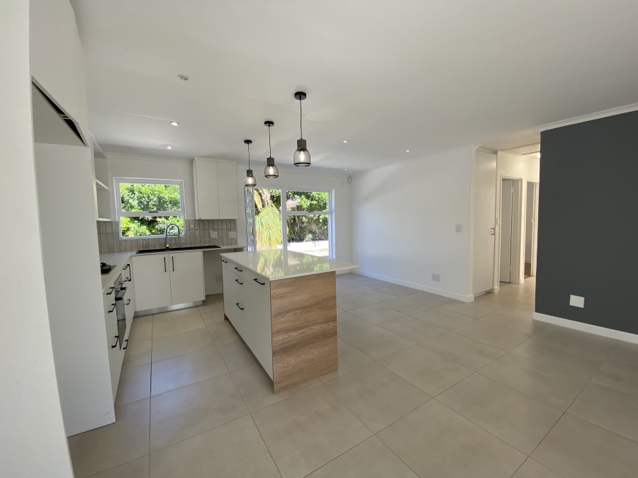 To Let 3 Bedroom Property for Rent in Flamingo Vlei Western Cape